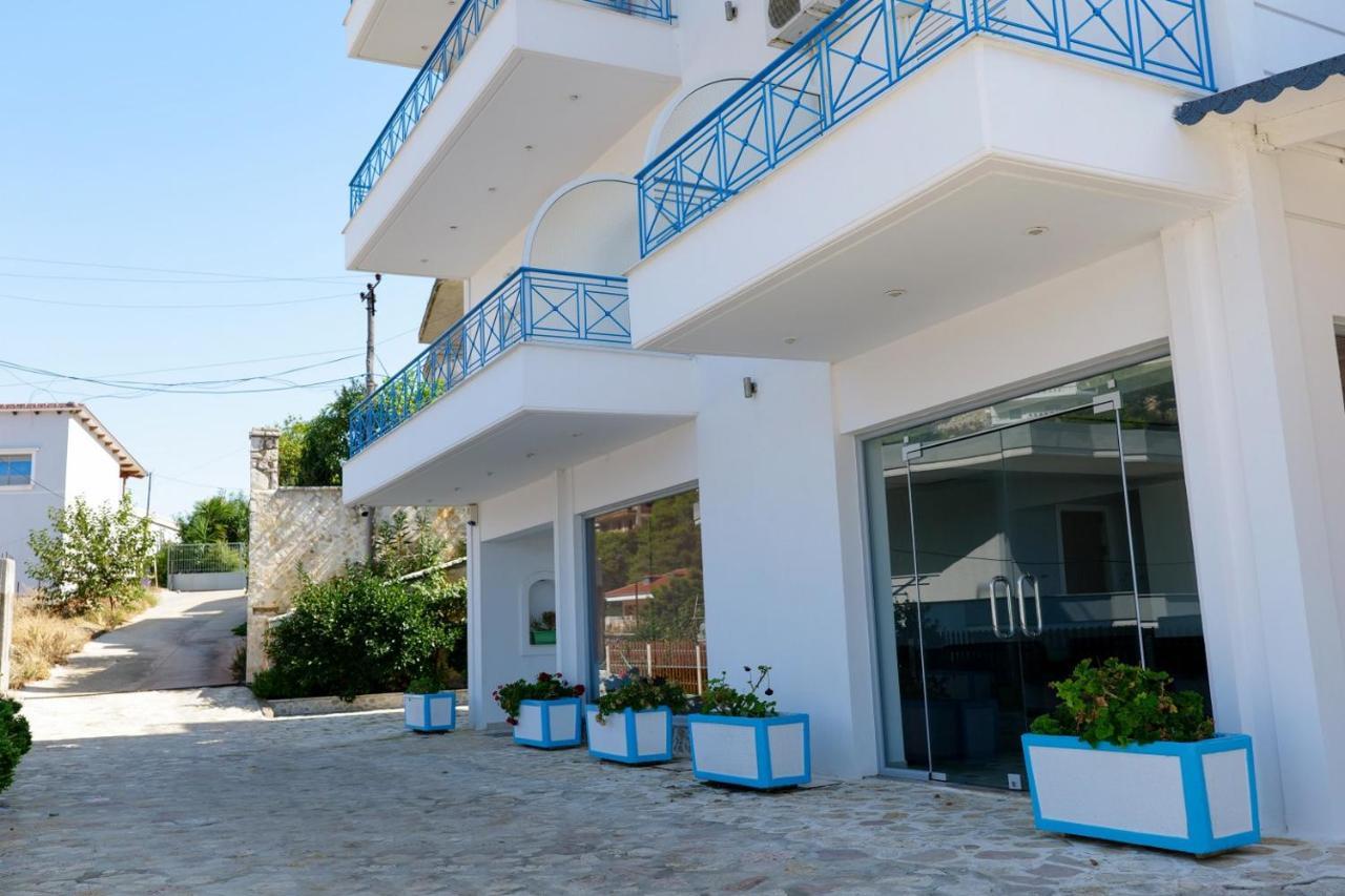 Miracle Apartments Saranda Esterno foto