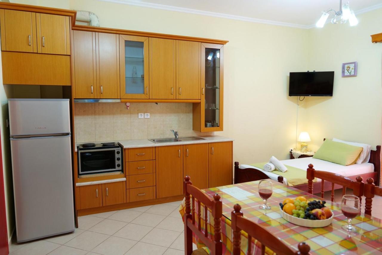 Miracle Apartments Saranda Esterno foto