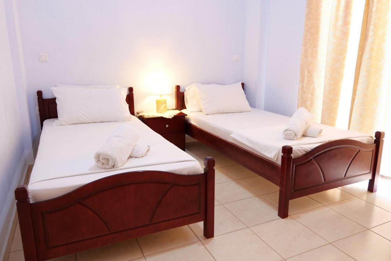 Miracle Apartments Saranda Esterno foto