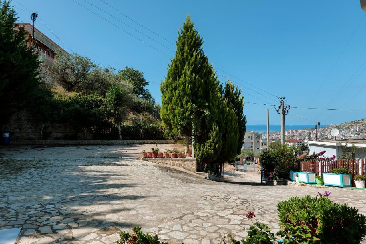 Miracle Apartments Saranda Esterno foto