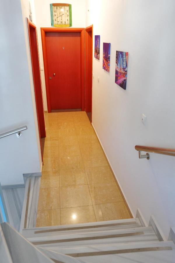 Miracle Apartments Saranda Esterno foto